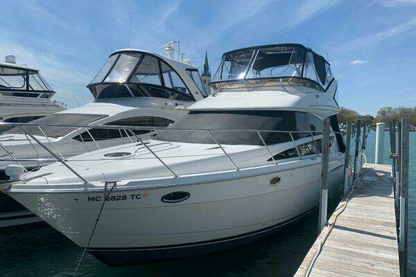Meridian 391 Yacht For Sale