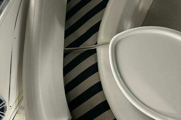 Meridian 391 Yacht For Sale