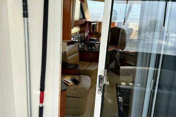 Meridian 391 Yacht For Sale