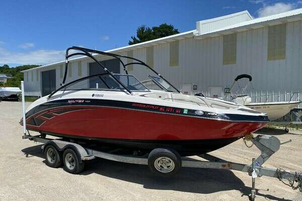 23-ft-Yamaha Boats-2013-AR240 HO-Harbor Springs Michigan United States yacht for sale