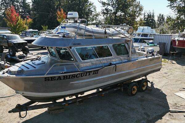 31-ft-Lifetimer-2006-3050 Discovery- Gibsons  Canada  yacht for sale