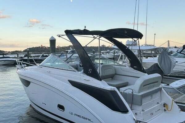 Photo of the 2021 Regal 26 Express