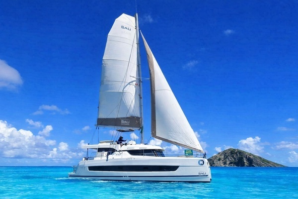 40-ft-Bali-2022-Catspace-Pinnacle-Tortola Virgin Islands (British) yacht for sale