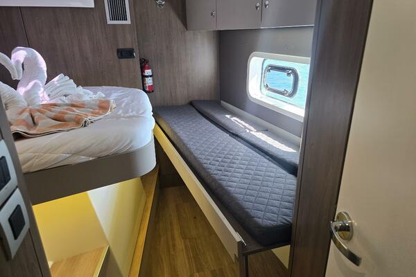 Pinnacle 40ft Bali Yacht For Sale