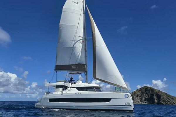 Pinnacle 40ft Bali Yacht For Sale