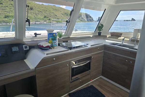 Pinnacle 40ft Bali Yacht For Sale