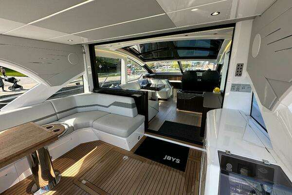 Sunseeker 60 Predator EVO Yacht For Sale