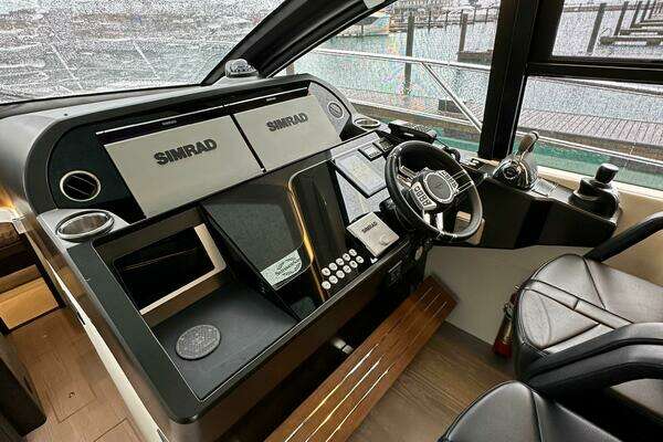 Sunseeker 60 Predator EVO Yacht For Sale