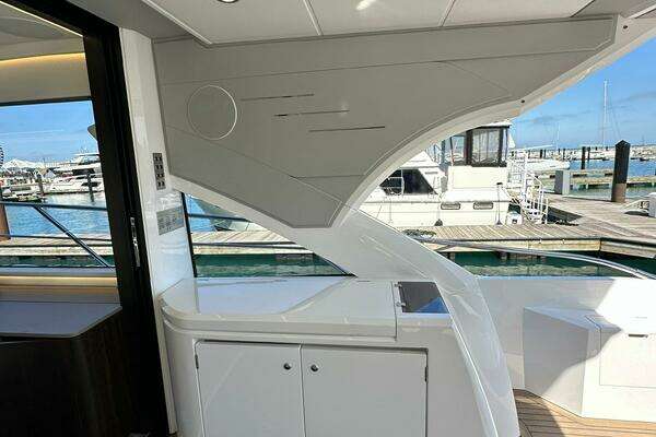 Sunseeker 60 Predator EVO Yacht For Sale