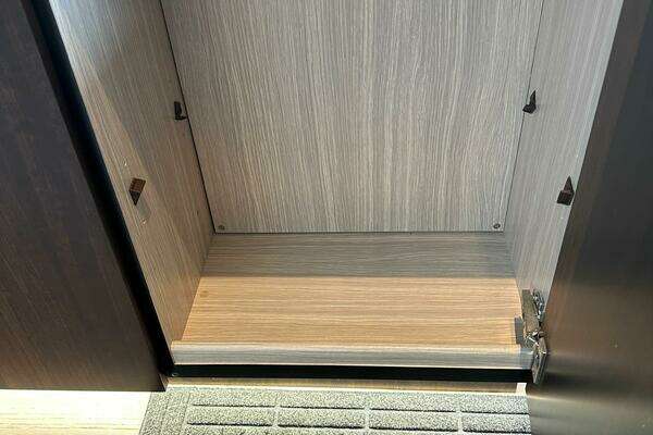 Sunseeker 60 Predator EVO Yacht For Sale