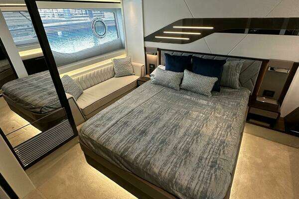 Sunseeker 60 Predator EVO Yacht For Sale