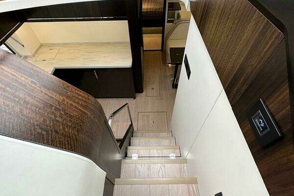 Sunseeker 60 Predator EVO Yacht For Sale