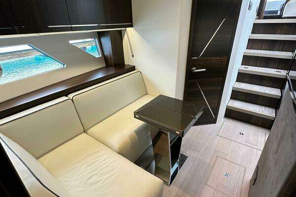 Sunseeker 60 Predator EVO Yacht For Sale