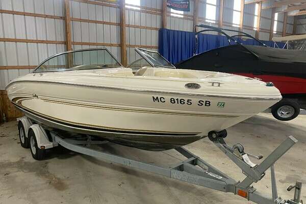 21-ft-Sea Ray-2000-210 Bow Rider-Harbor Springs Michigan United States yacht for sale