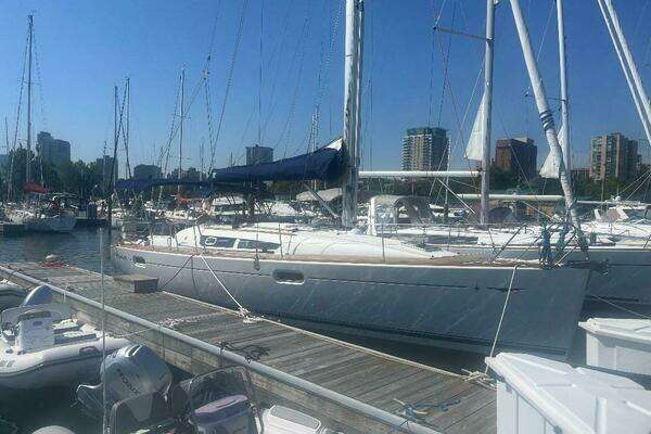 Photo of the 2007 Jeanneau 