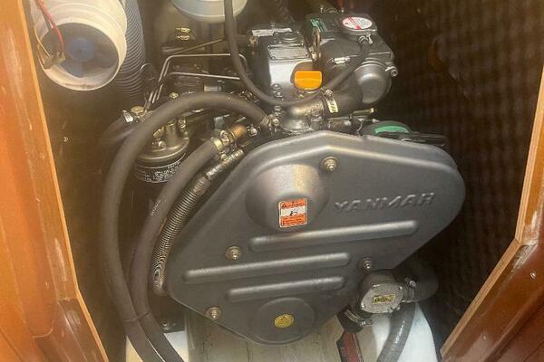 39ft Jeanneau Yacht For Sale