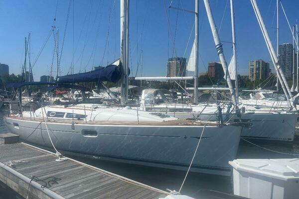 39ft Jeanneau Yacht For Sale