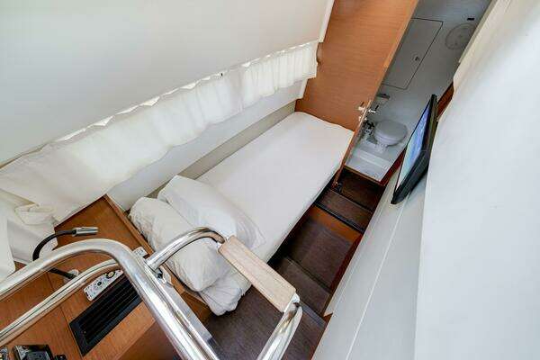 Prestige 560 Yacht For Sale