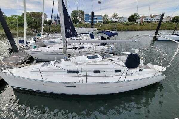 32-ft-Beneteau-2002-311-Stravaig-Westport Connecticut United States yacht for sale