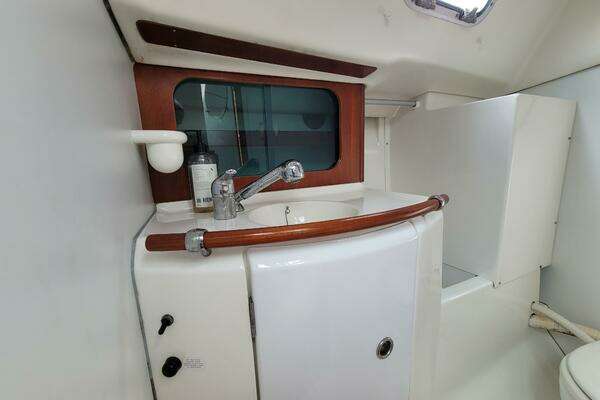 Stravaig 32ft Beneteau Yacht For Sale