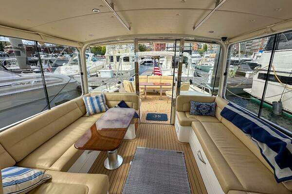 MJM 50z Yacht For Sale