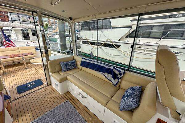 MJM 50z Yacht For Sale