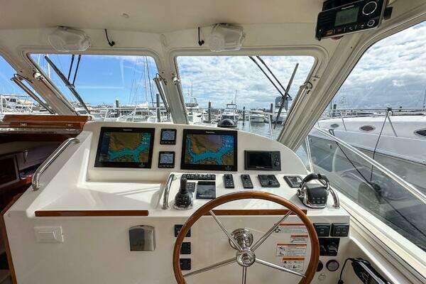 MJM 50z Yacht For Sale
