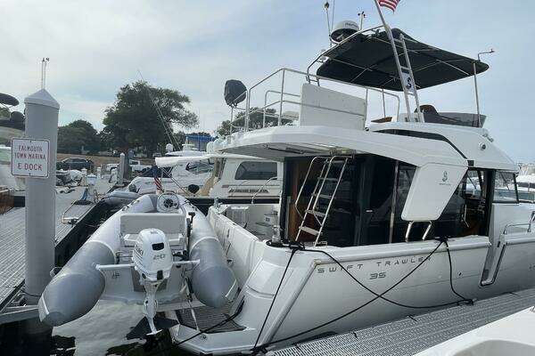 2018 Beneteau 35