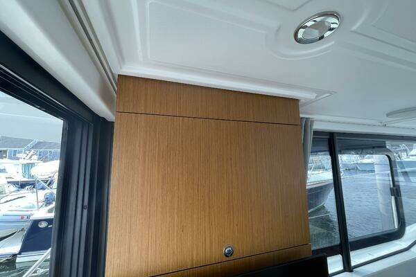 2018 Beneteau 35