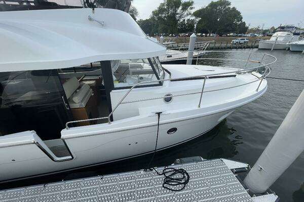 2018 Beneteau 35