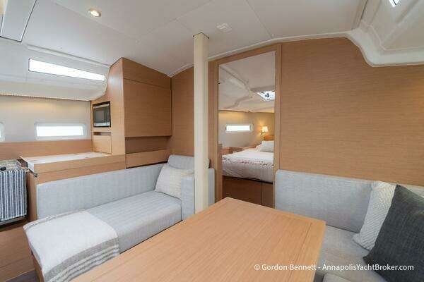Jeanneau Sun Odyssey 410 Yacht For Sale