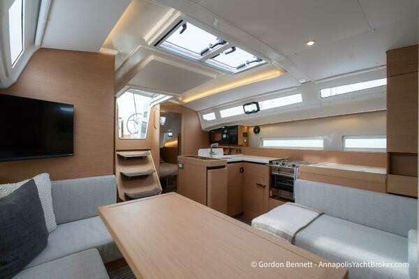 Jeanneau Sun Odyssey 410 Yacht For Sale