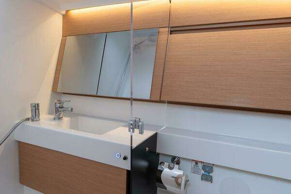 Jeanneau Sun Odyssey 410 Yacht For Sale