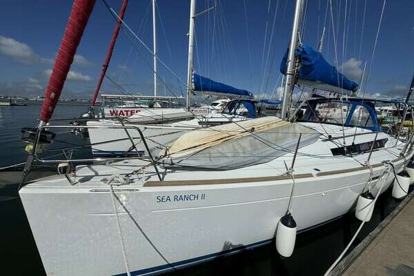 38-ft-Jeanneau-2018-Sun Odyssey 389-Sea Ranch II-Mount Pleasant South Carolina United States yacht for sale