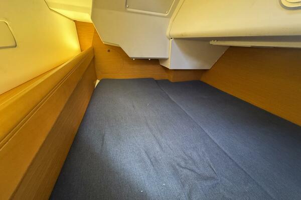 Sea Ranch II 38ft Jeanneau Yacht For Sale