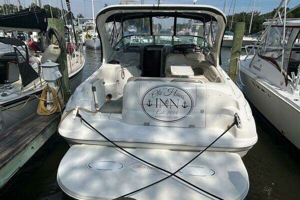 Photo of the 2001 Wellcraft 3700 Martinique