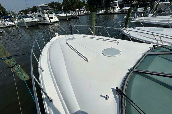 Photo of the 2001 Wellcraft 3700 Martinique