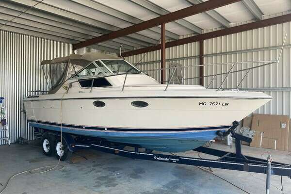 26-ft-Tiara Sport-1985-2600 Continental-Harbor Springs Michigan United States yacht for sale