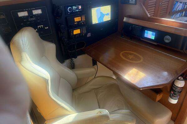 Island Packet 445 Yacht For Sale