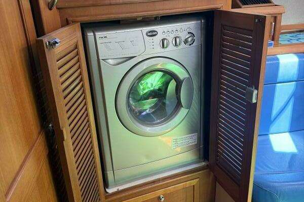 Island Packet 445 Yacht For Sale