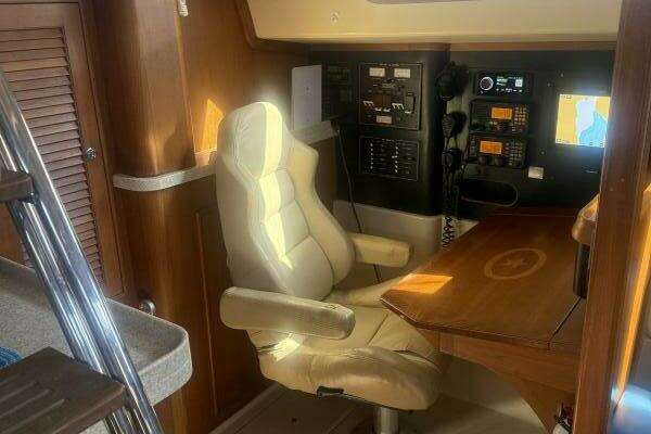 Island Packet 445 Yacht For Sale