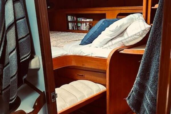 Estella 40ft Stevens Yacht For Sale