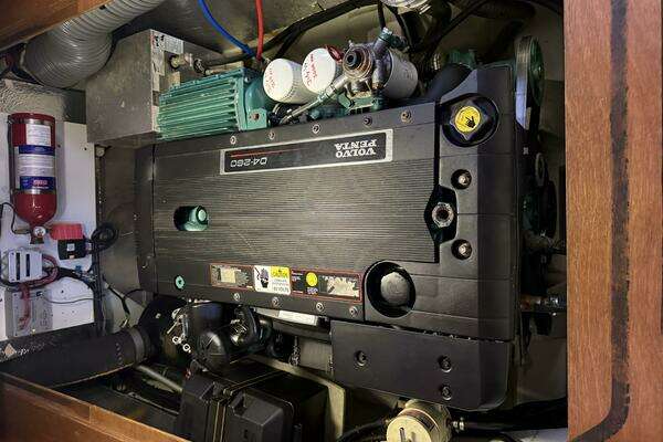 Leopard 47 PC Owners' Version Yacht For Sale