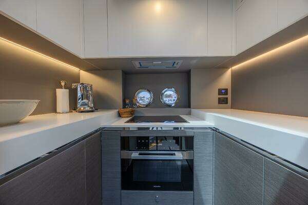 Azimut S8 Yacht For Sale