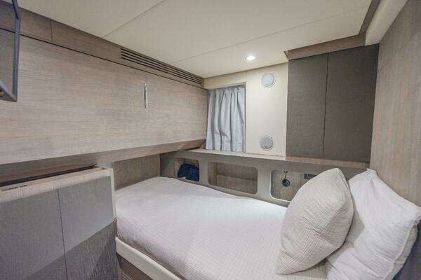 Azimut S8 Yacht For Sale