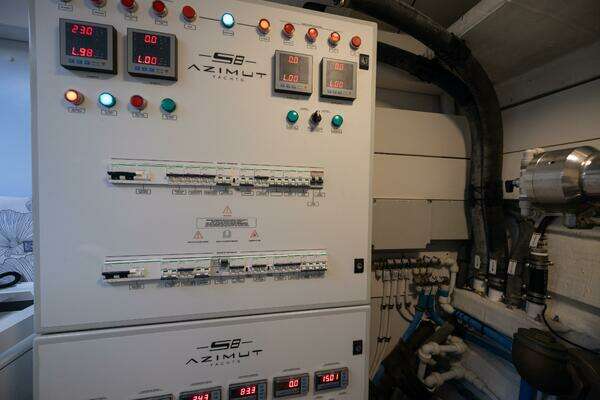 Azimut S8 Yacht For Sale