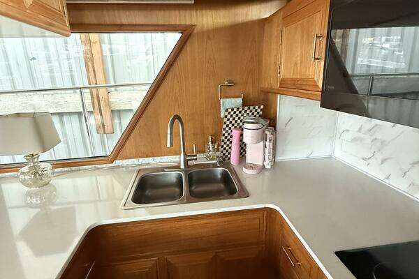 Ocean Alexander 486 Yacht For Sale