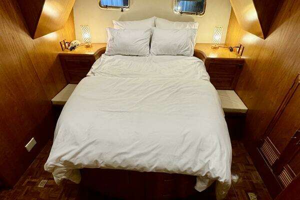 Ocean Alexander 486 Yacht For Sale