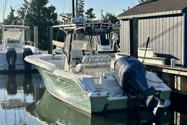Photo of the 2011 Key West 244 FS
