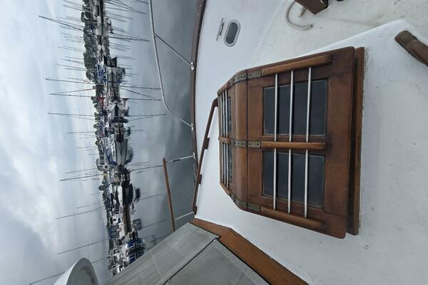 34ft Marine Trader Yacht For Sale